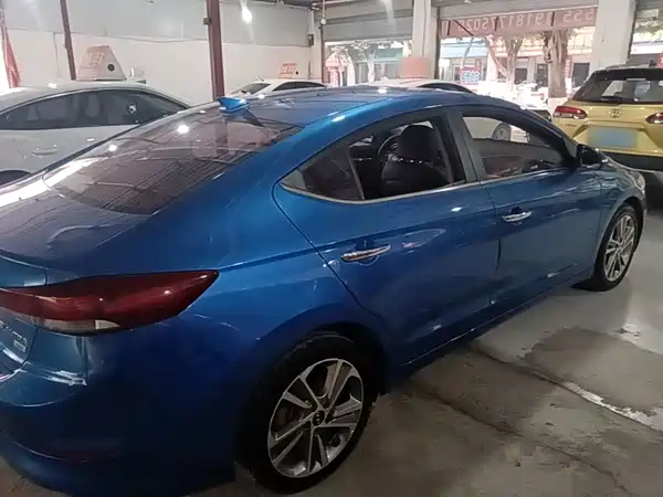 Hyundai Celesta 2016