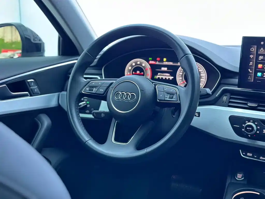 Audi A4L 2024 — фото 14