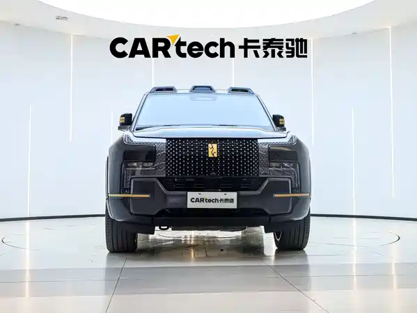 Yangwang U8 L 2026