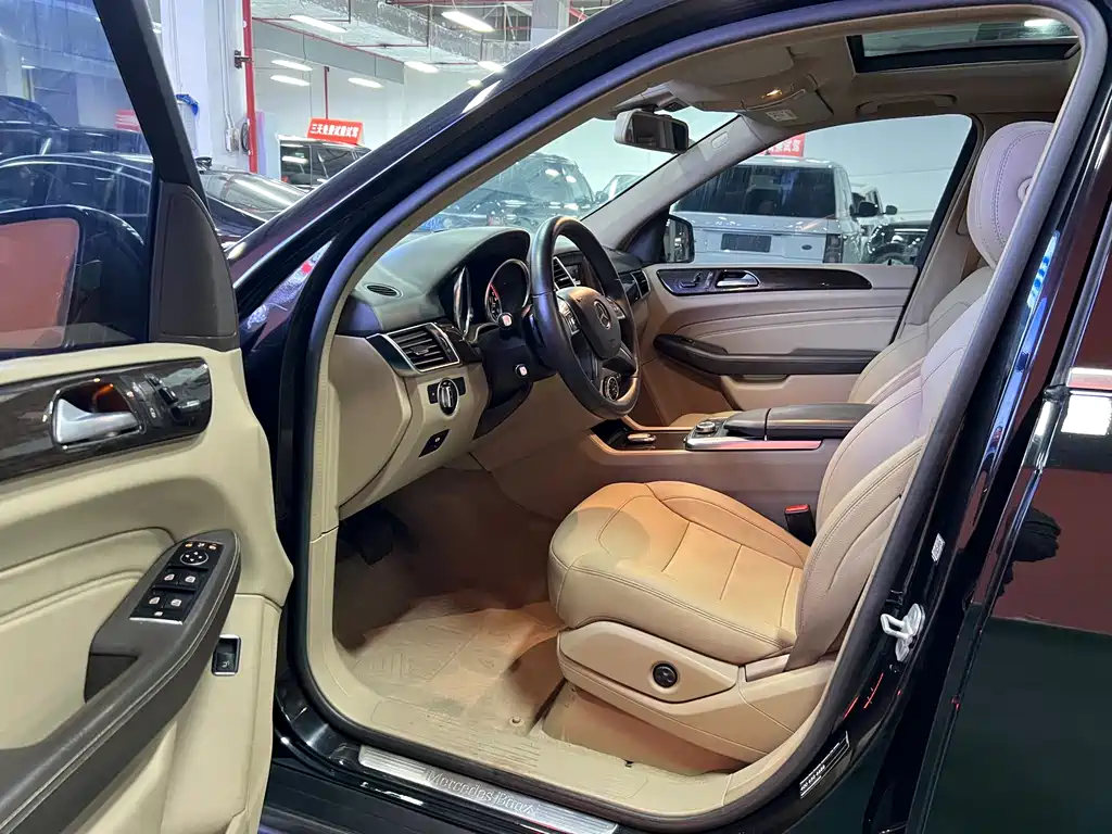 Mercedes-Benz M-Class 2014 — фото 14