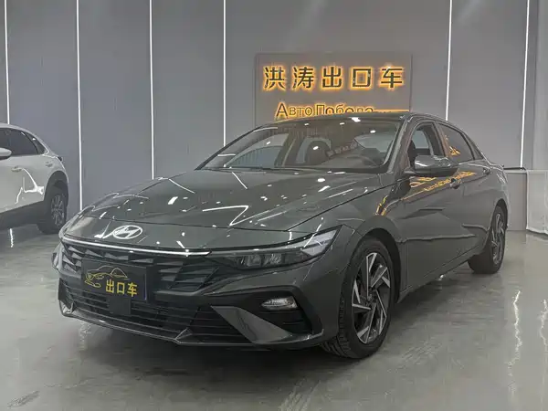 Hyundai Elantra 2023