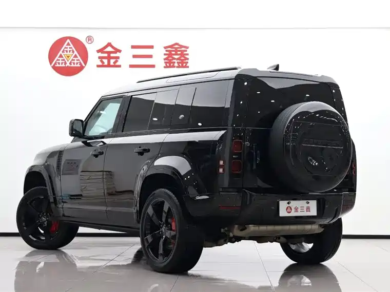 Land Rover Defender 2023 — фото 3