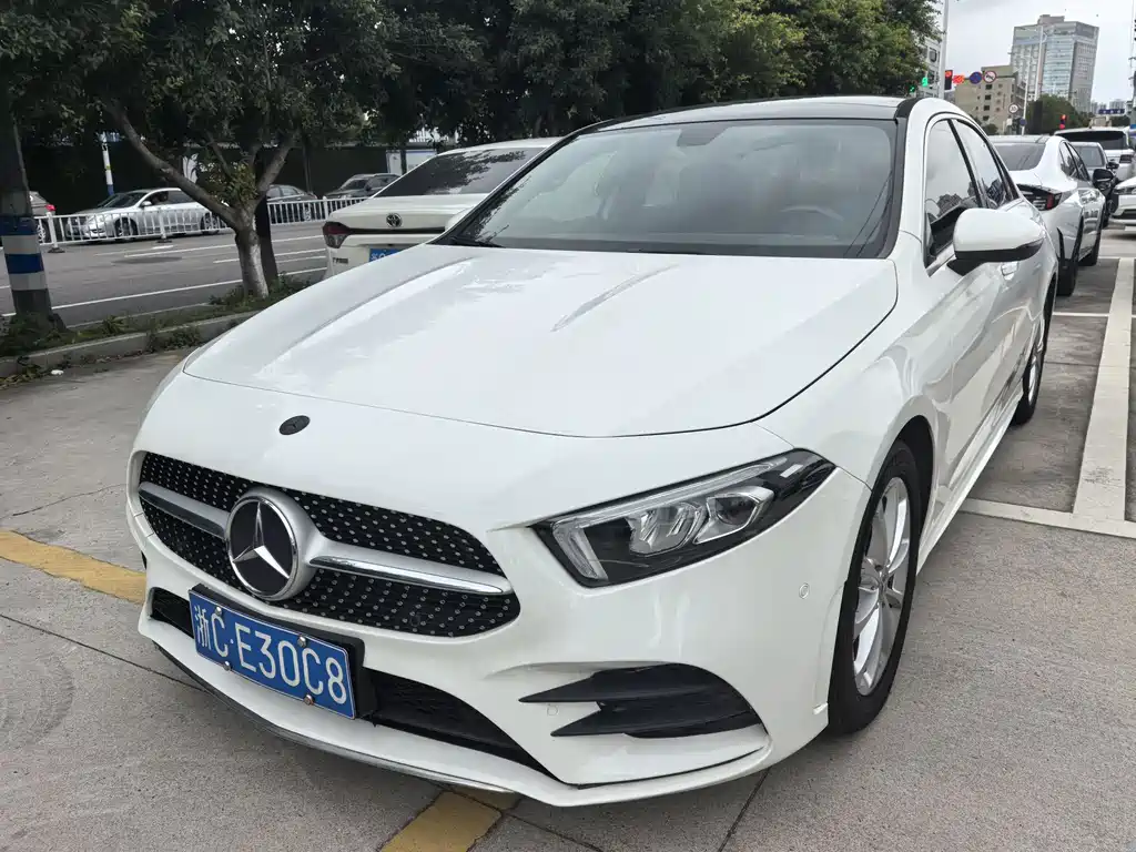 Mercedes-Benz A-Class 2021 — фото 1