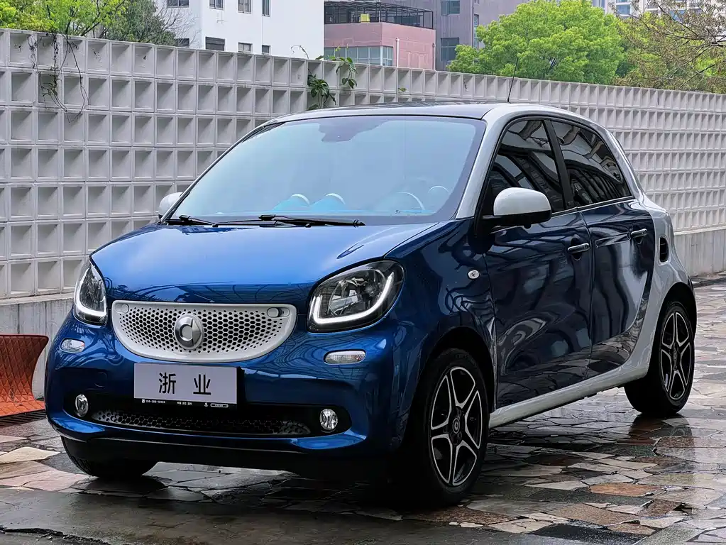 smart Forfour 2017 — фото 3
