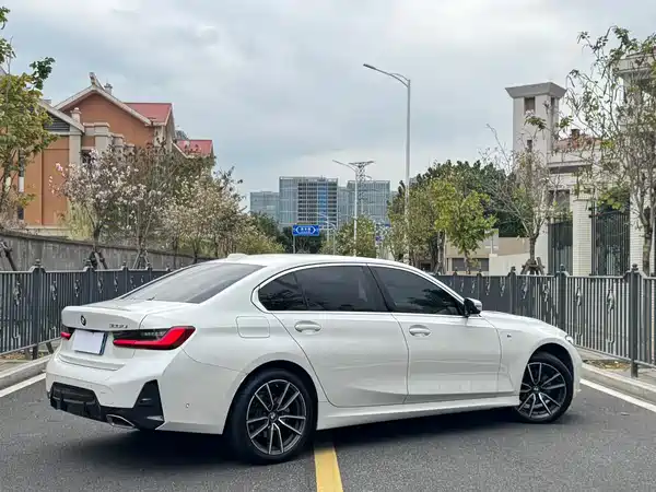 BMW 3 Series 2024