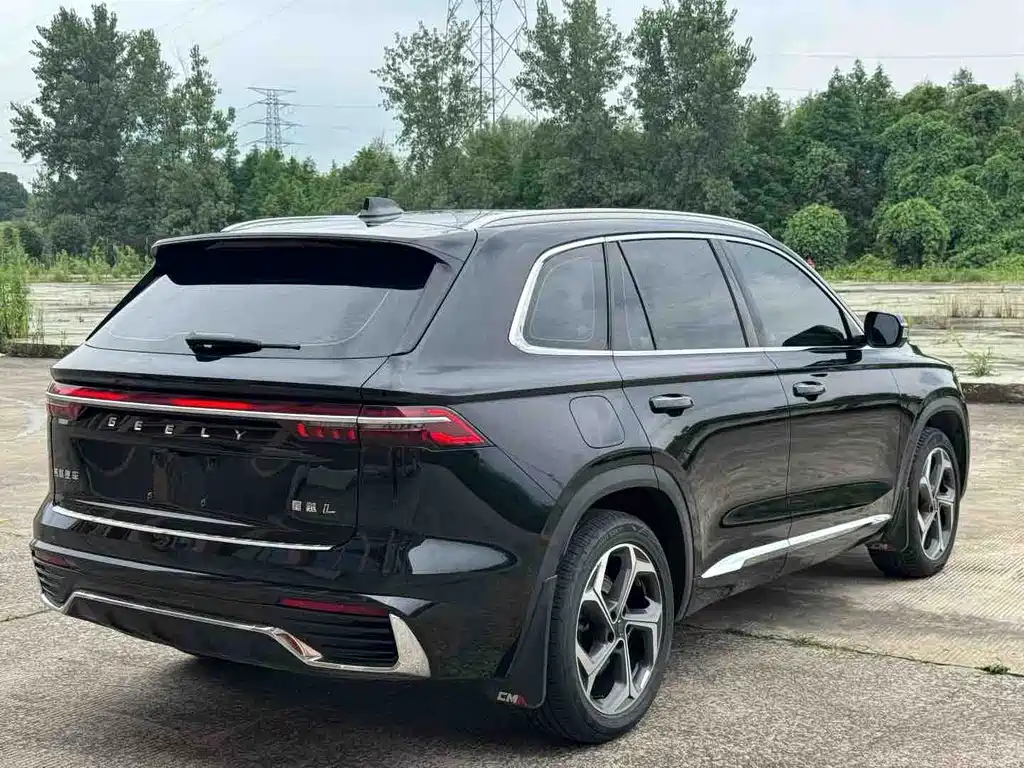 Geely Xingyue L 2023 — фото 9