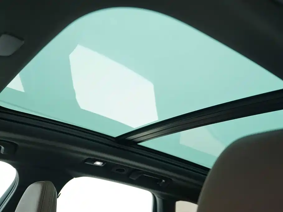 Volvo XC60 PHEV 2023 — фото 12