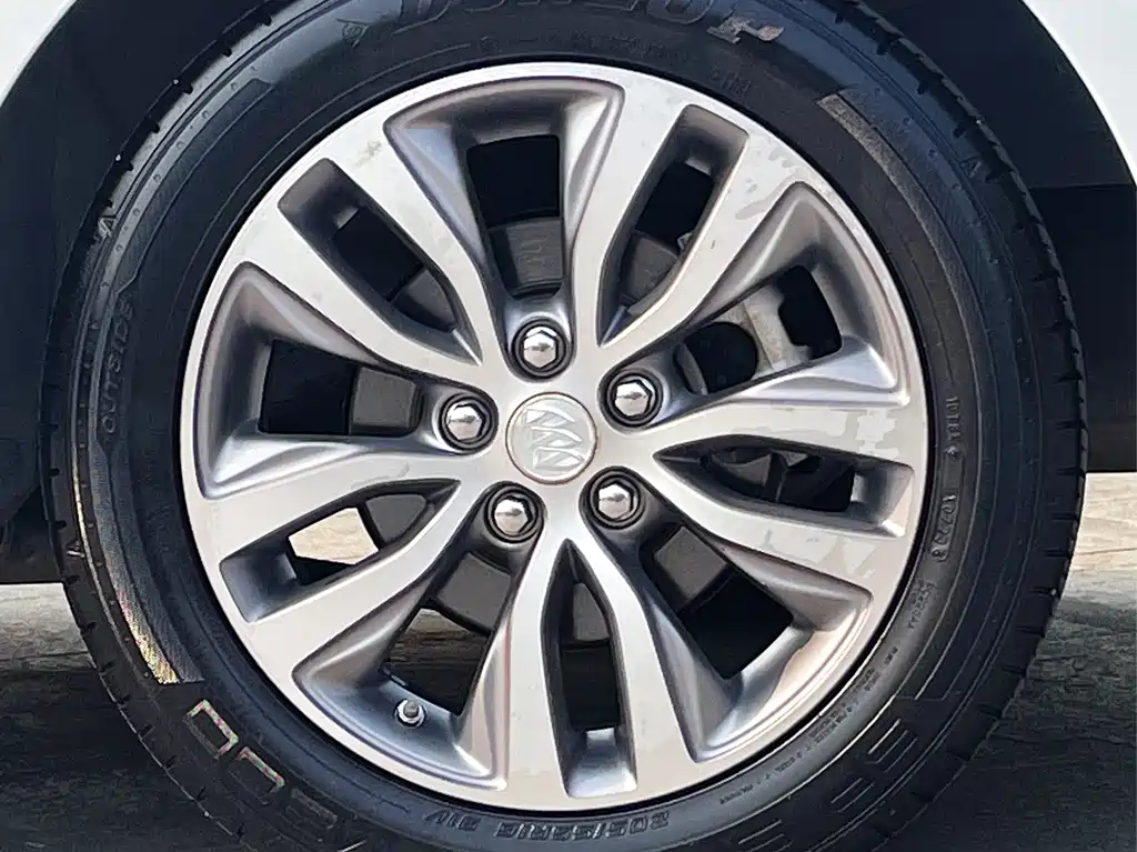 Buick Excelle 2019 — фото 21