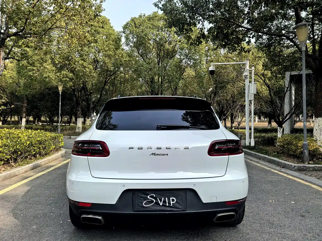 Porsche Macan 2016 — фото 13