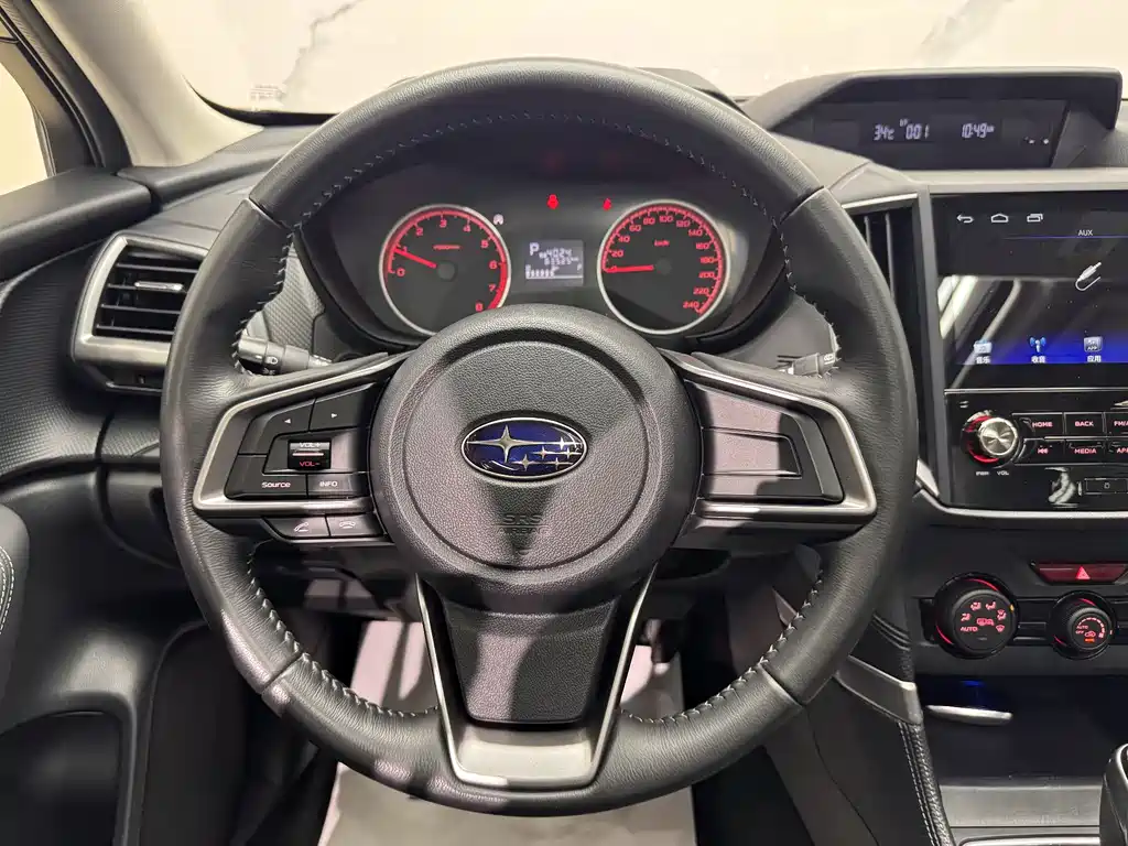 Subaru Forester 2019 — фото 12