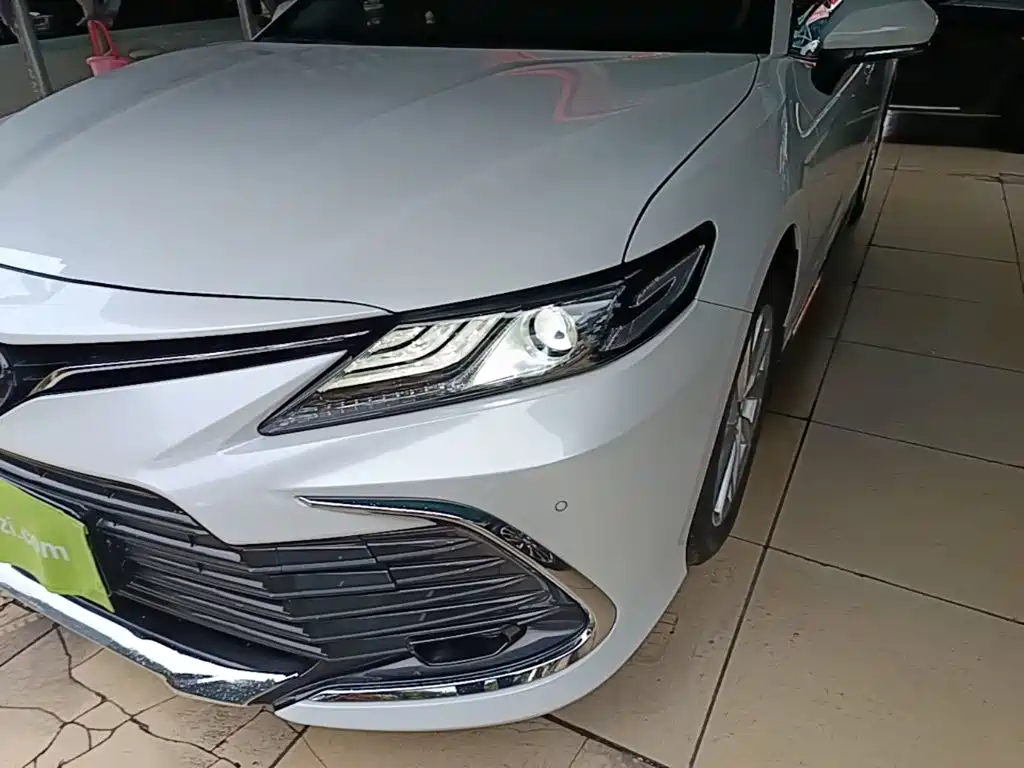 Toyota Camry 2024 — фото 24