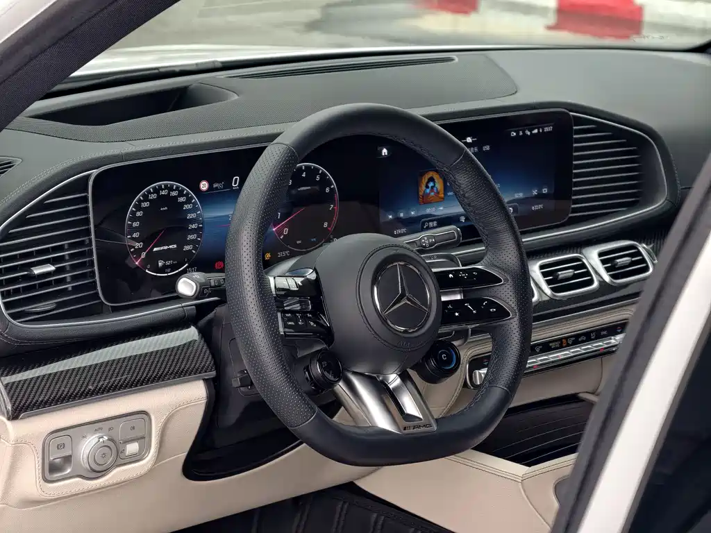 Mercedes-Benz GLE AMG 2024 — фото 11