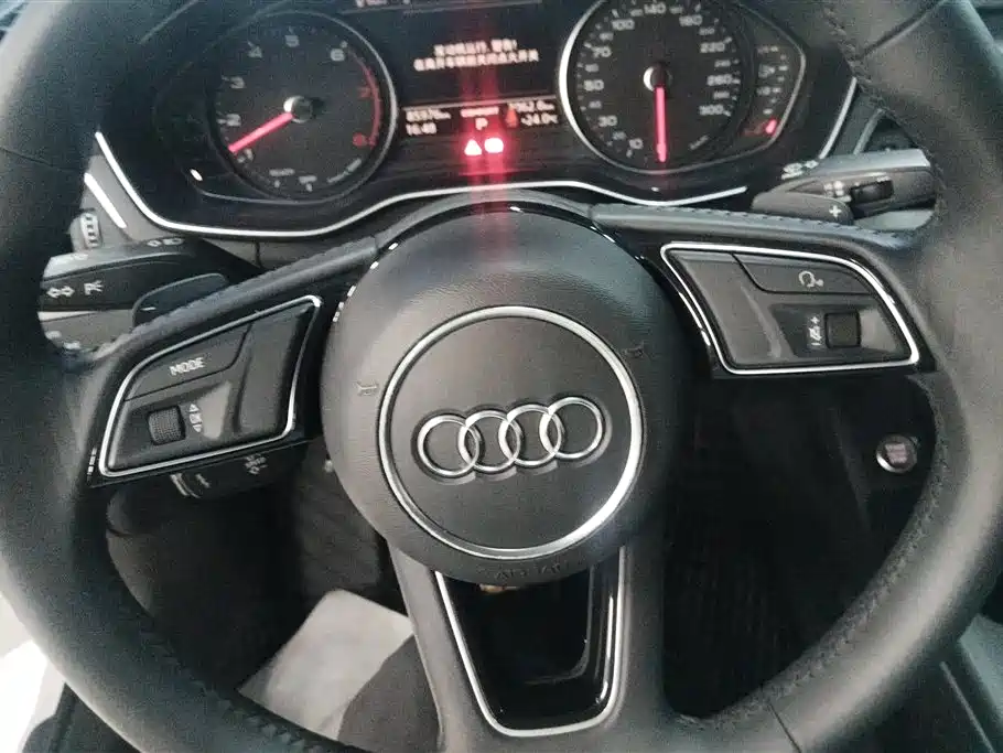 Audi A4L 2019 — фото 15