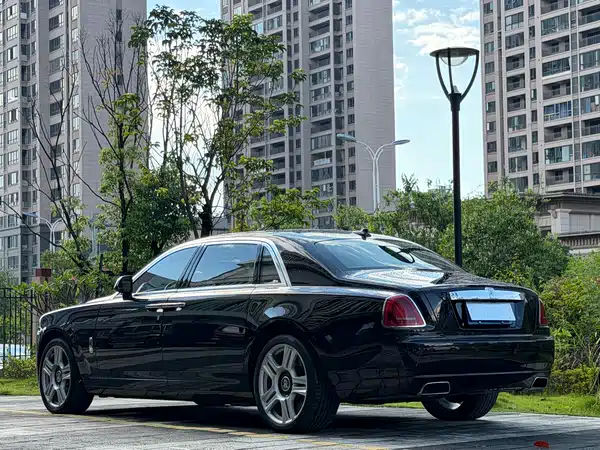 Rolls-Royce Ghost 2015