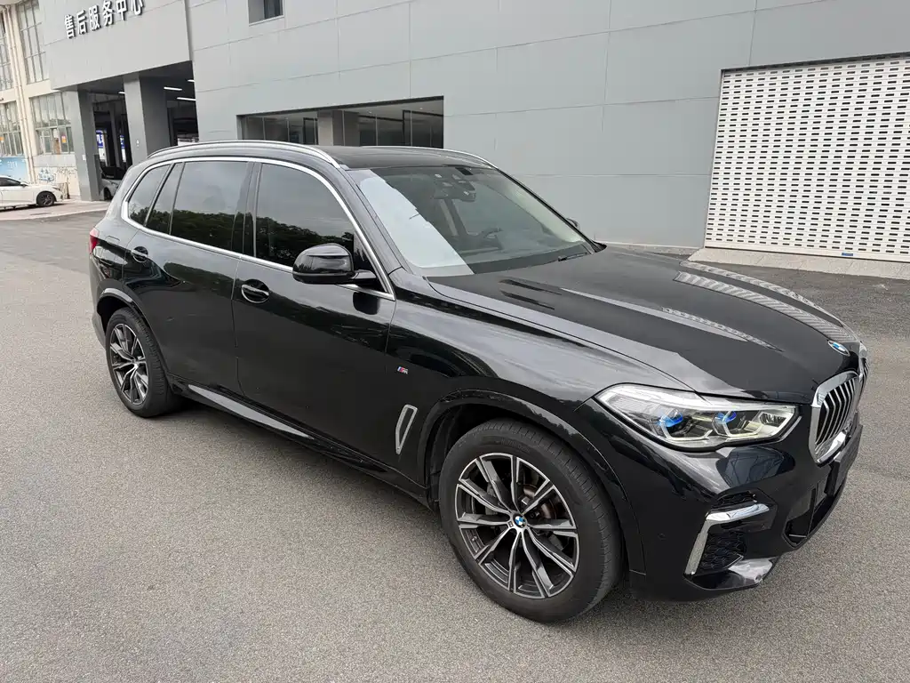 BMW X5 2023