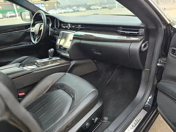 Maserati Quattroporte 2017