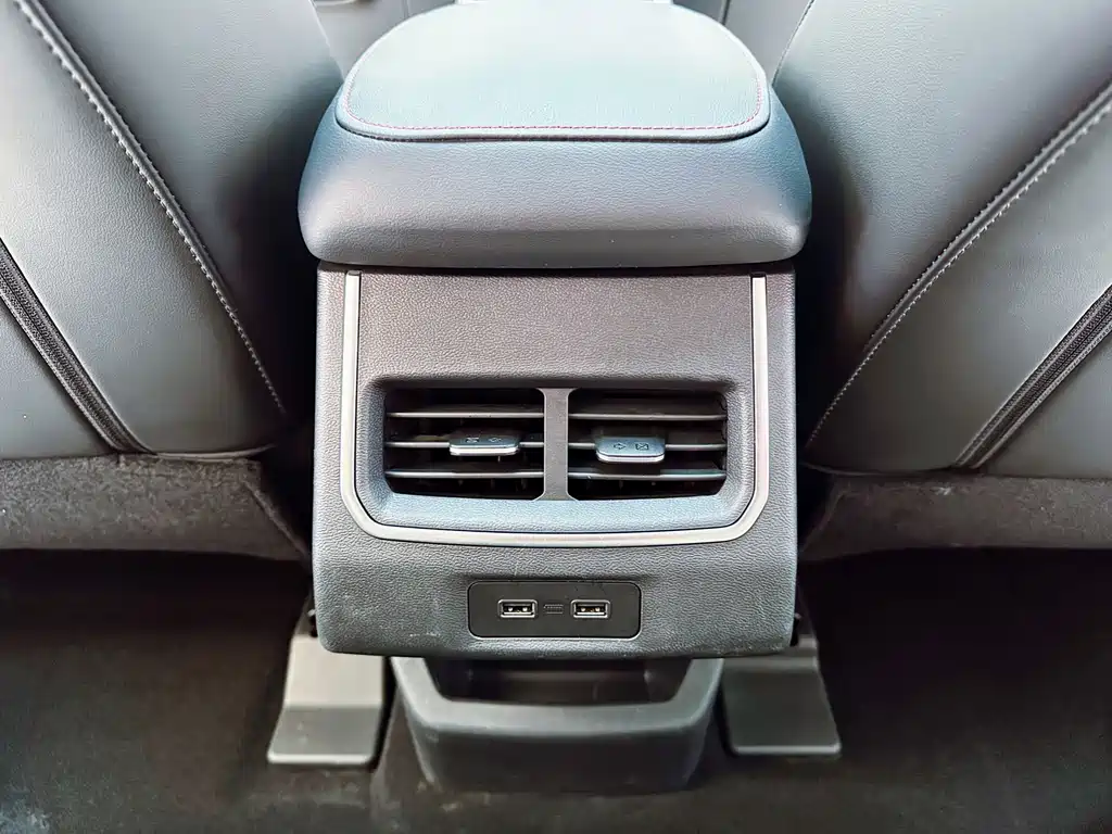 Haval H6 2021 — фото 16