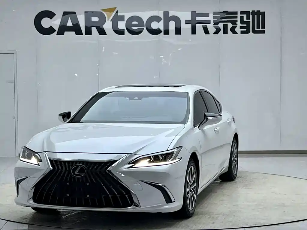 Lexus ES 2022 — фото 2