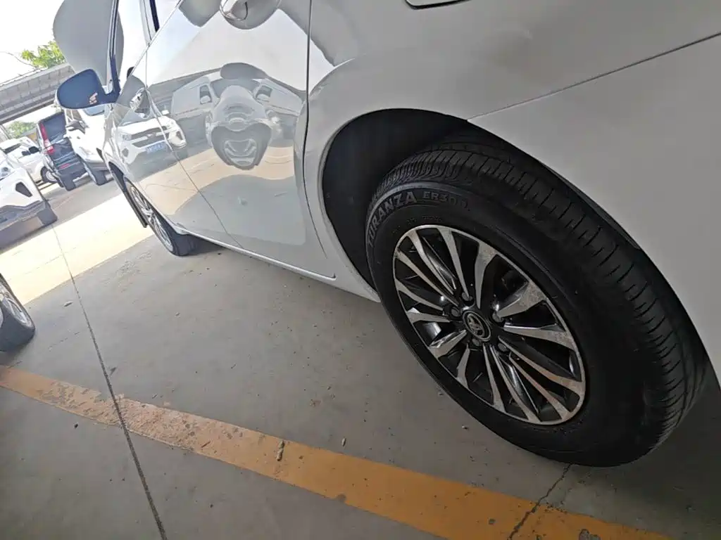 Toyota Corolla 2019 — фото 22