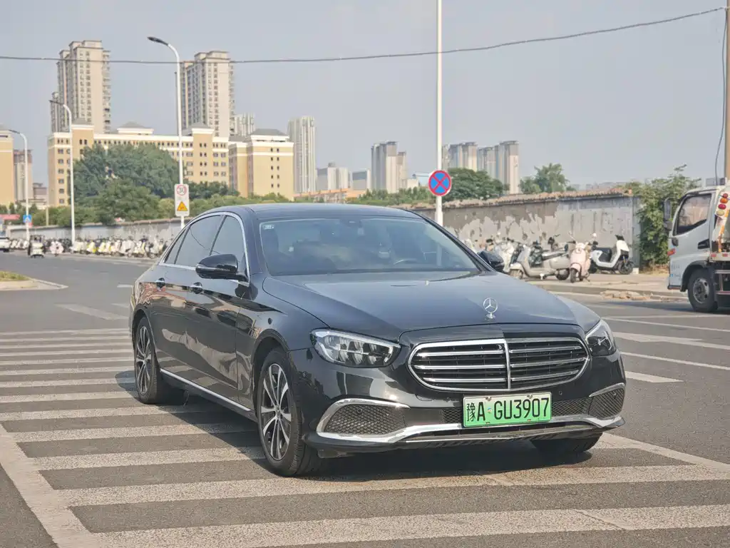 Mercedes-Benz E-Class New Energy 2022 — фото 3