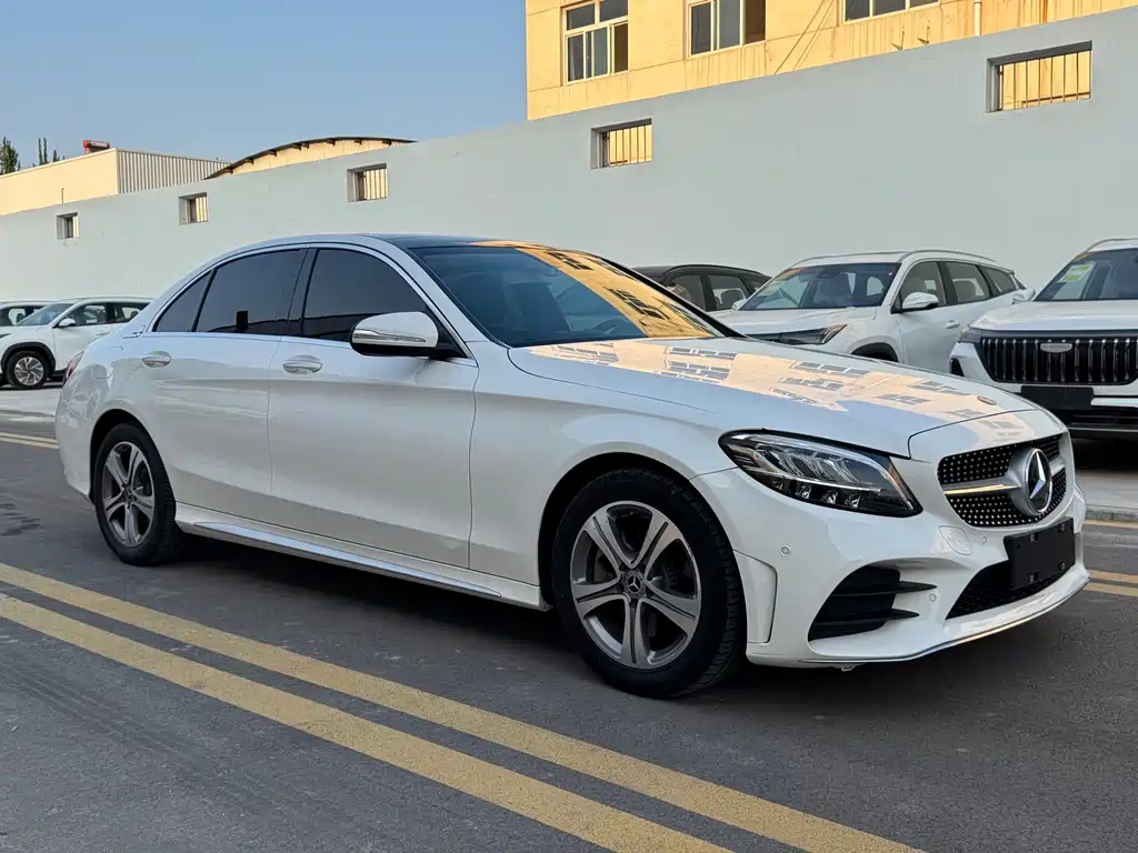 Mercedes-Benz C-Class 2020 — фото 1