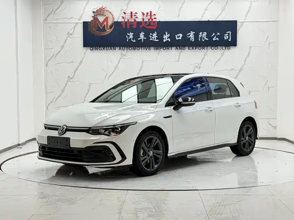 Volkswagen Golf 2023