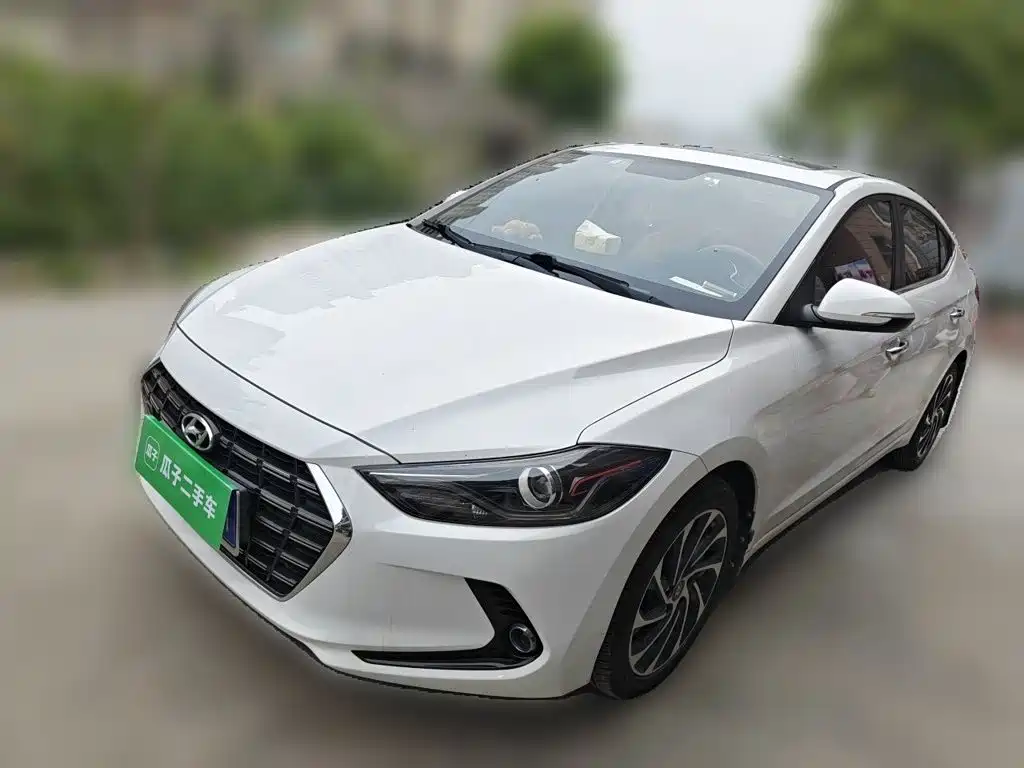 Hyundai Elantra 2019