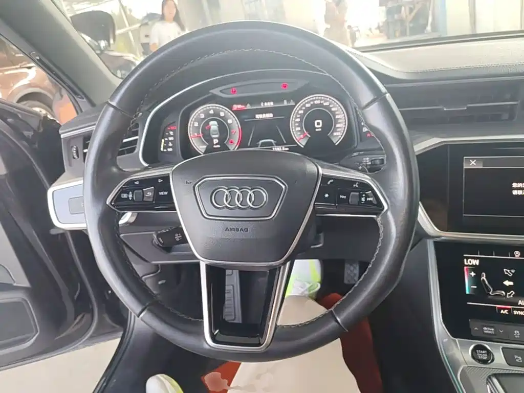 Audi A6L 2022 — фото 11