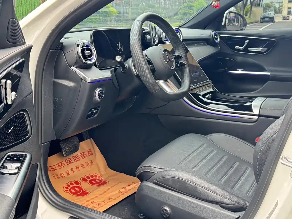 Mercedes-Benz C-Class 2022