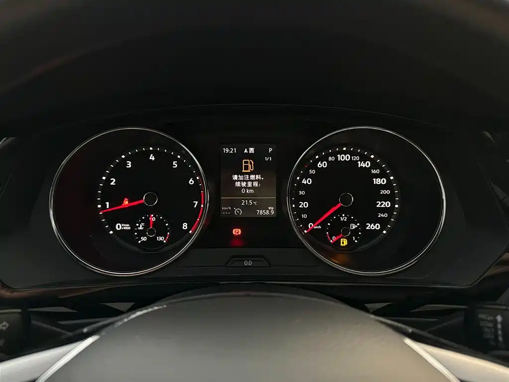 Volkswagen Tiguan L 2019 — фото 11