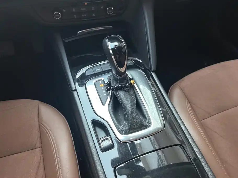 Buick Regal 2019 — фото 16