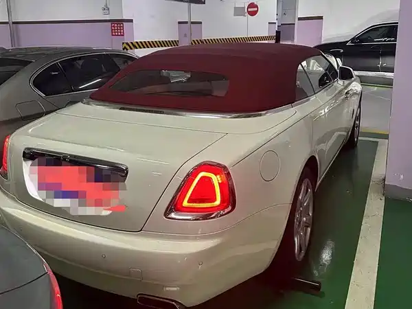 Rolls-Royce Yao Ying 2015