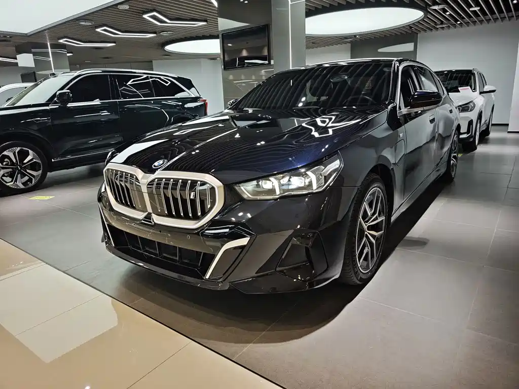 BMW i5 2024 — фото 2
