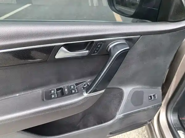 Volkswagen Magotan 2014