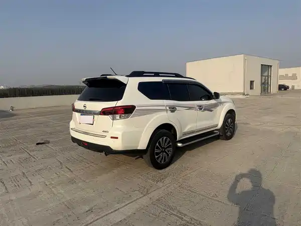 Nissan Terra 2022