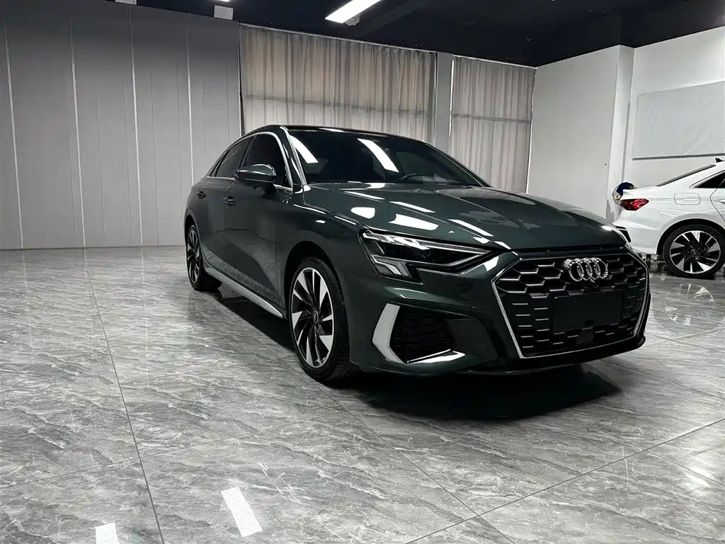 Audi A3 2023 — фото 3