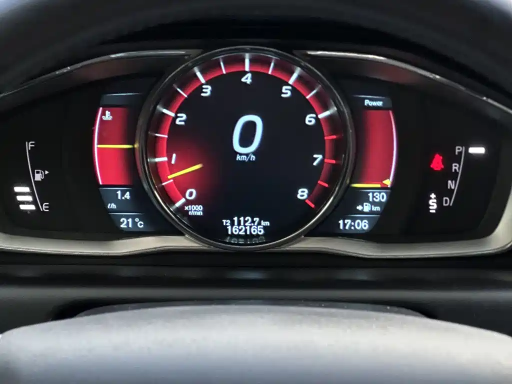 Volvo XC60 2014 — фото 15
