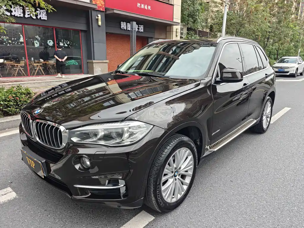 BMW X5 2018 — фото 1
