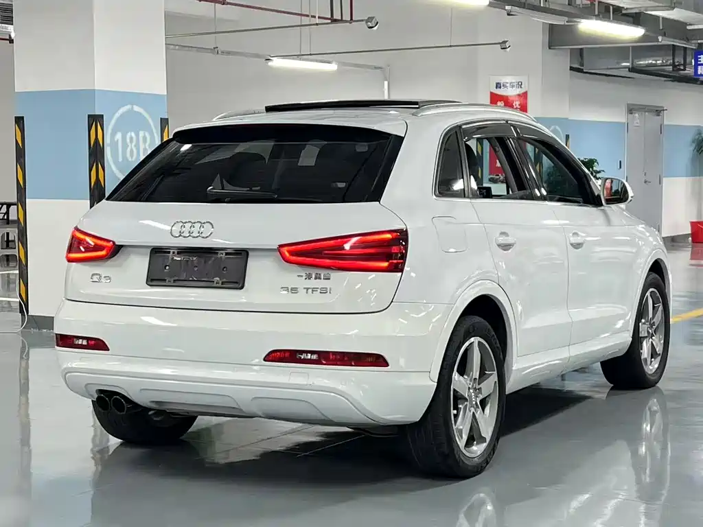 Audi Q3 2016 — фото 2