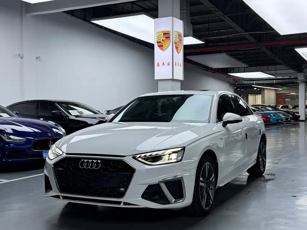 Audi A4L 2020