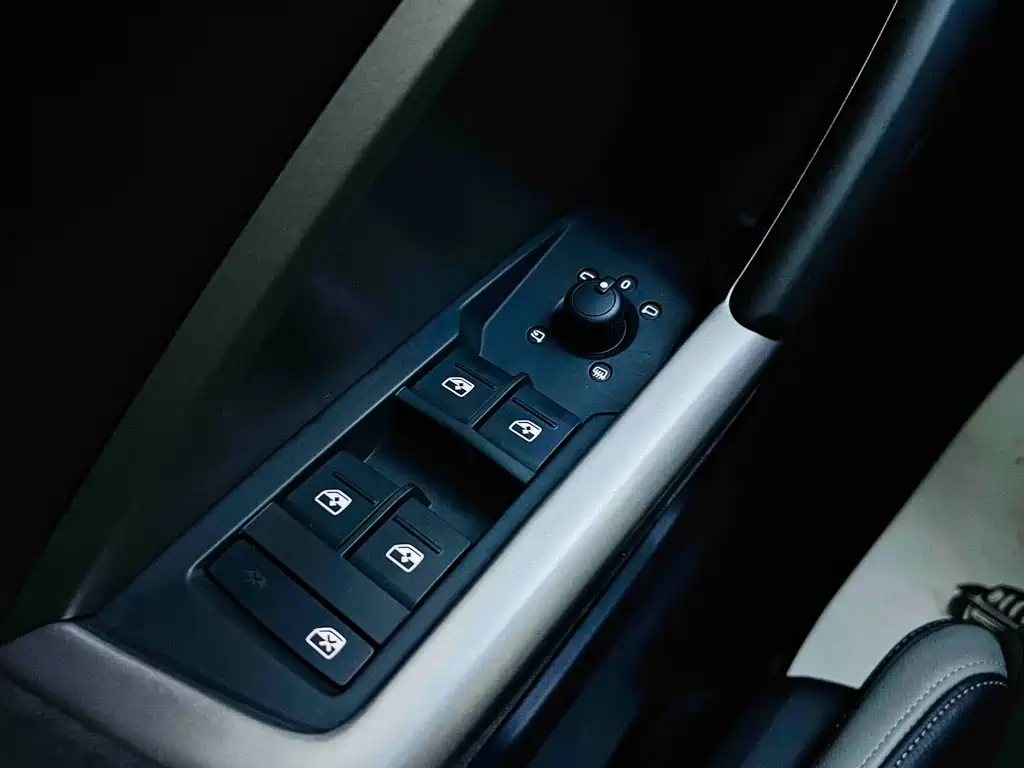 Audi Q3 2020 — фото 20