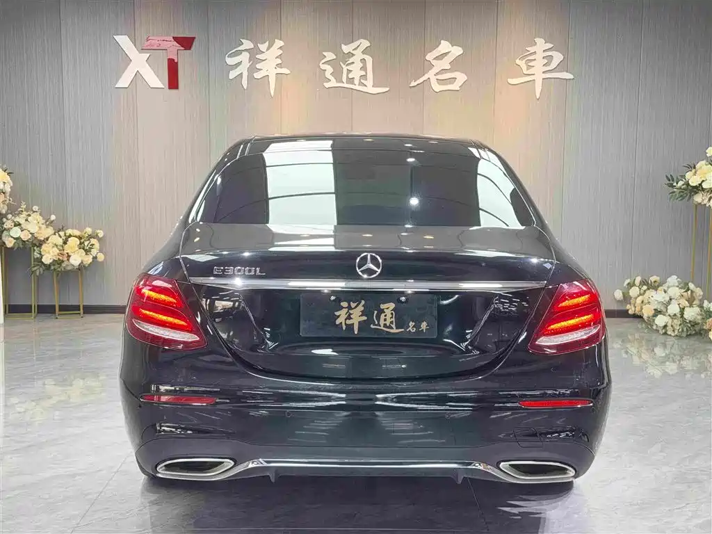 Mercedes-Benz E-Class 2020 — фото 20