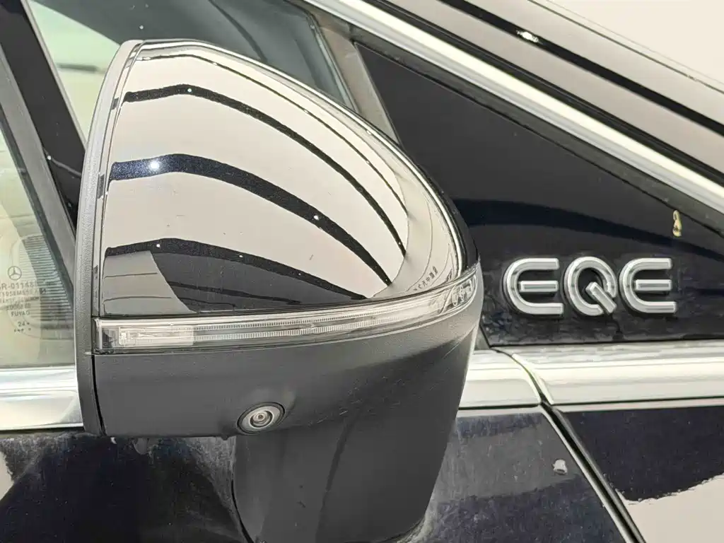Mercedes-Benz EQE 2025 — фото 13