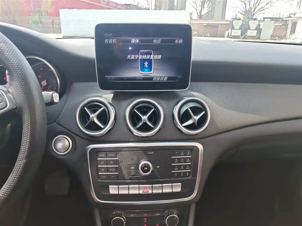 Mercedes-Benz GLA 2018 — фото 9
