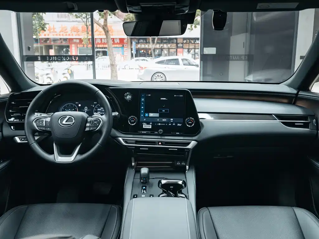 Lexus RX 2025 — фото 14