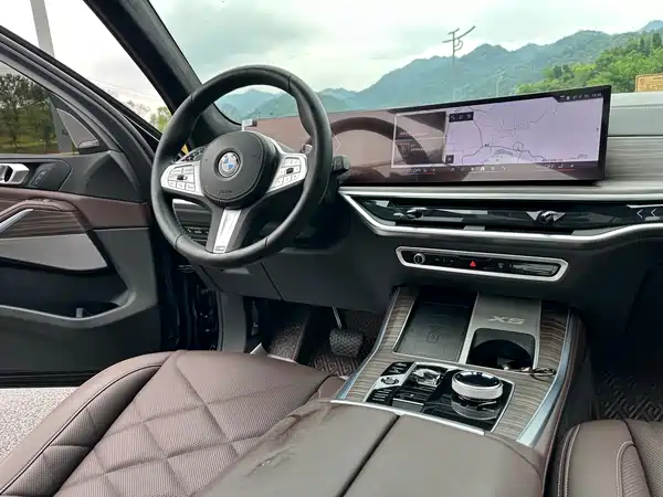 BMW X5 2024