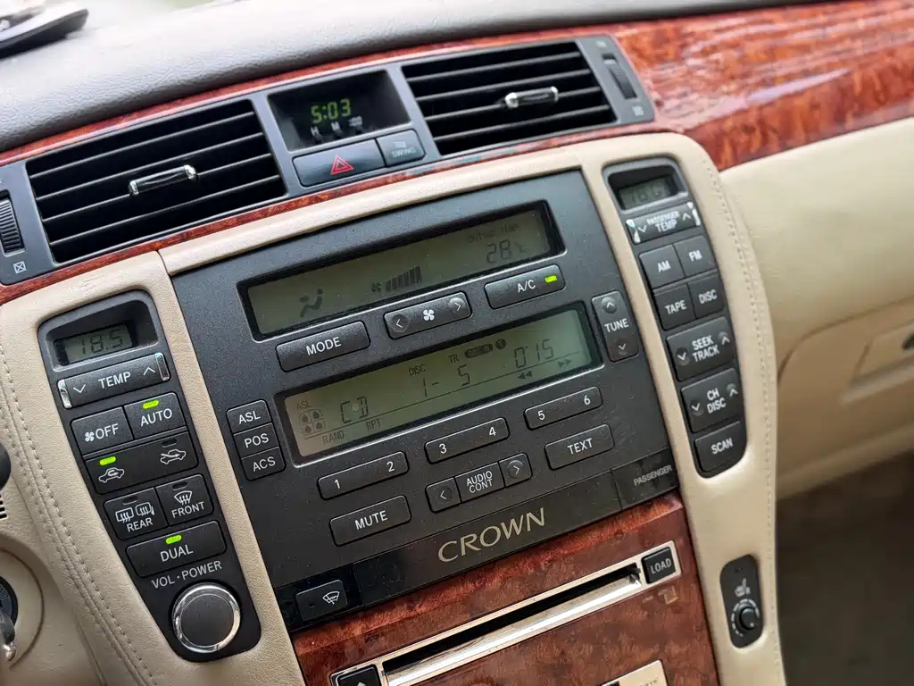 Toyota Crown 2006 — фото 10