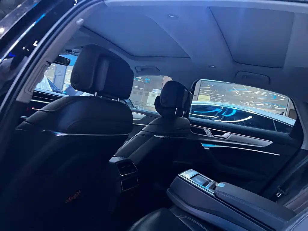 Audi A6L 2023 — фото 12