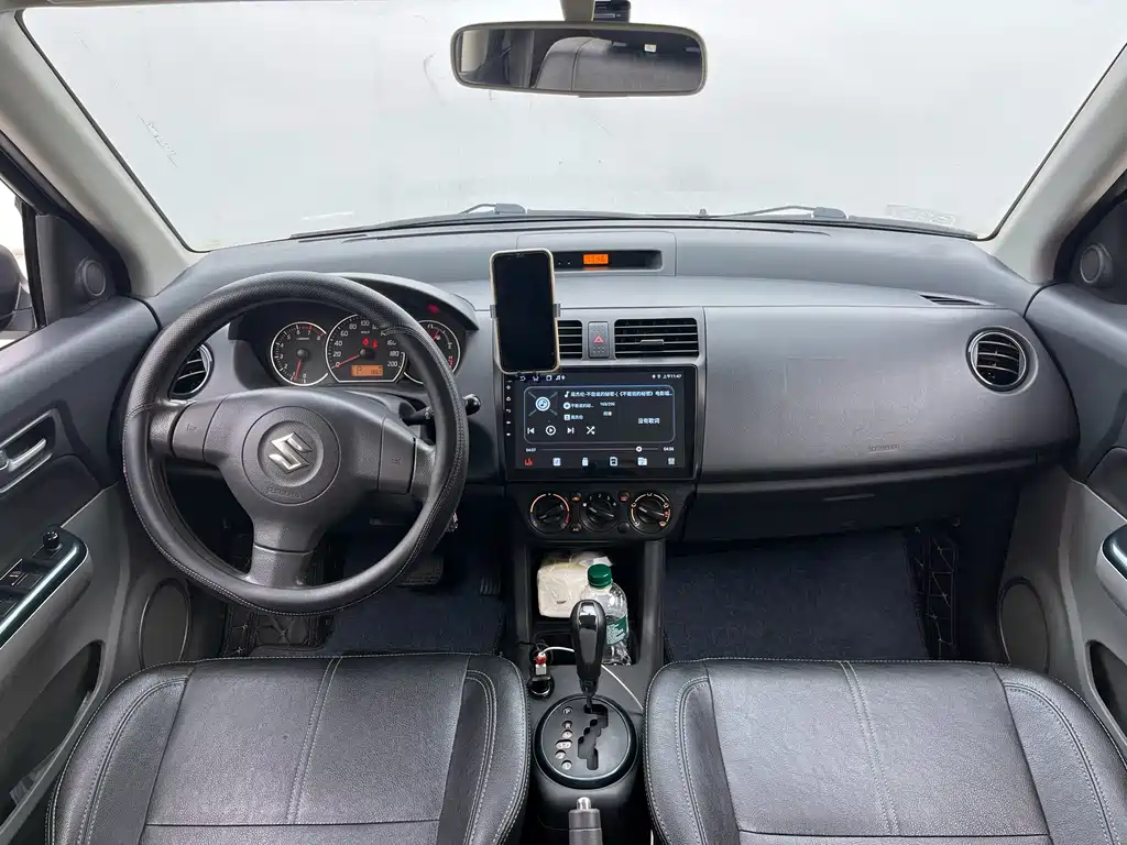 Suzuki Swift 2018 — фото 19