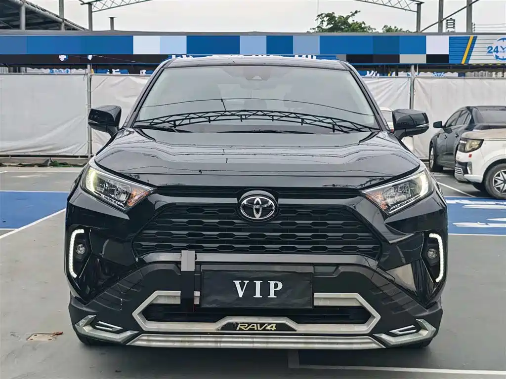 Toyota RAV4 2023